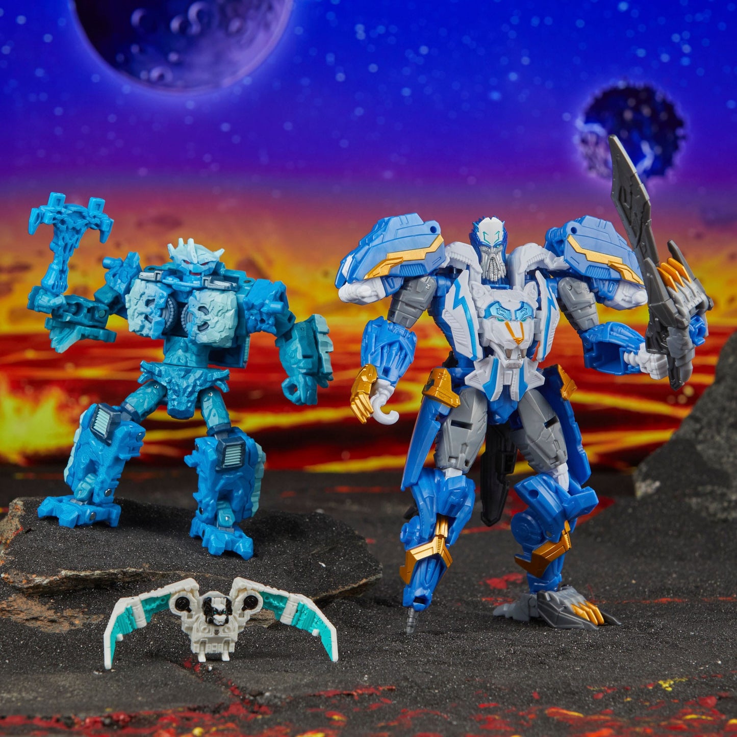 Transformers Generations Legacy United Leader Class Star Raider Thundertron + Nightstrike + Calcitron (Import Stock)